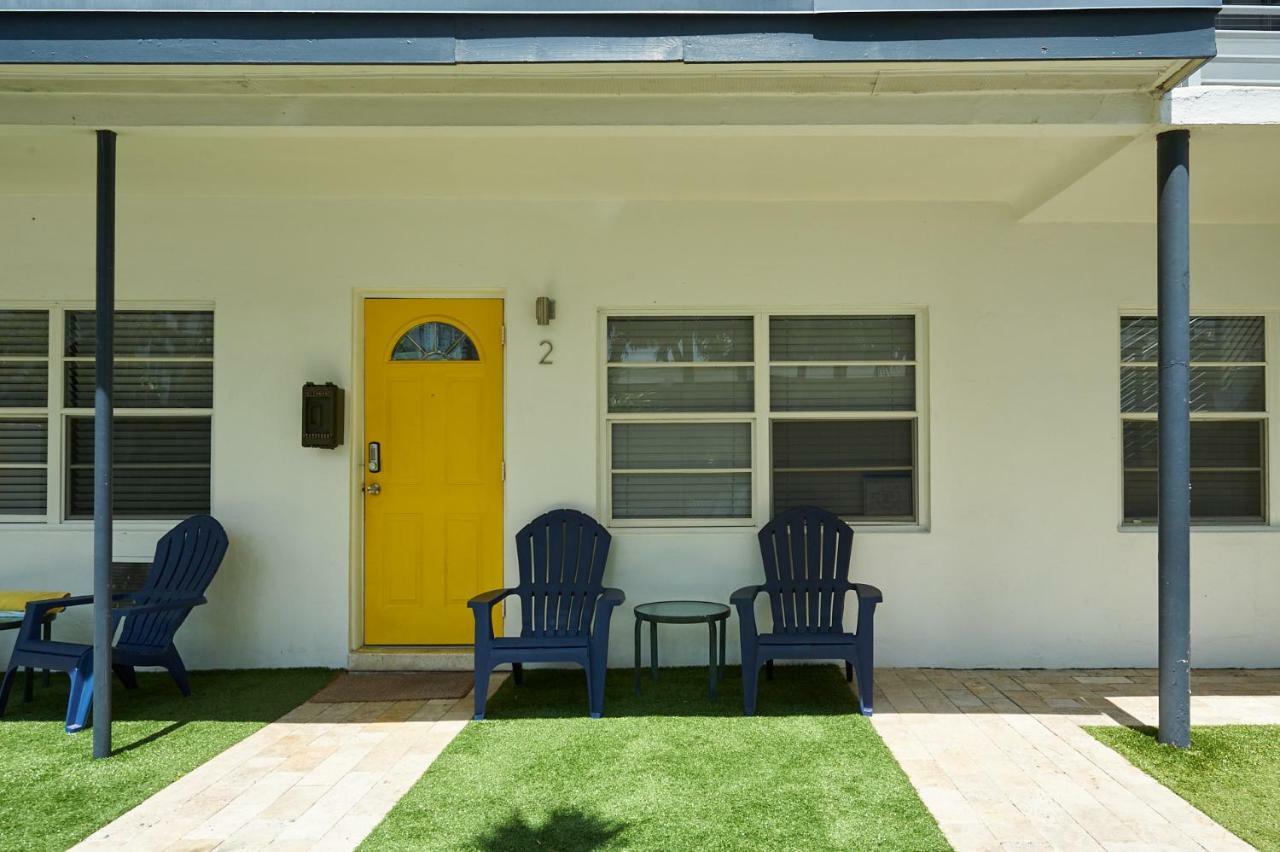 Lambert Family Beach Apartments - Unit 1 포트 로더데일 외부 사진
