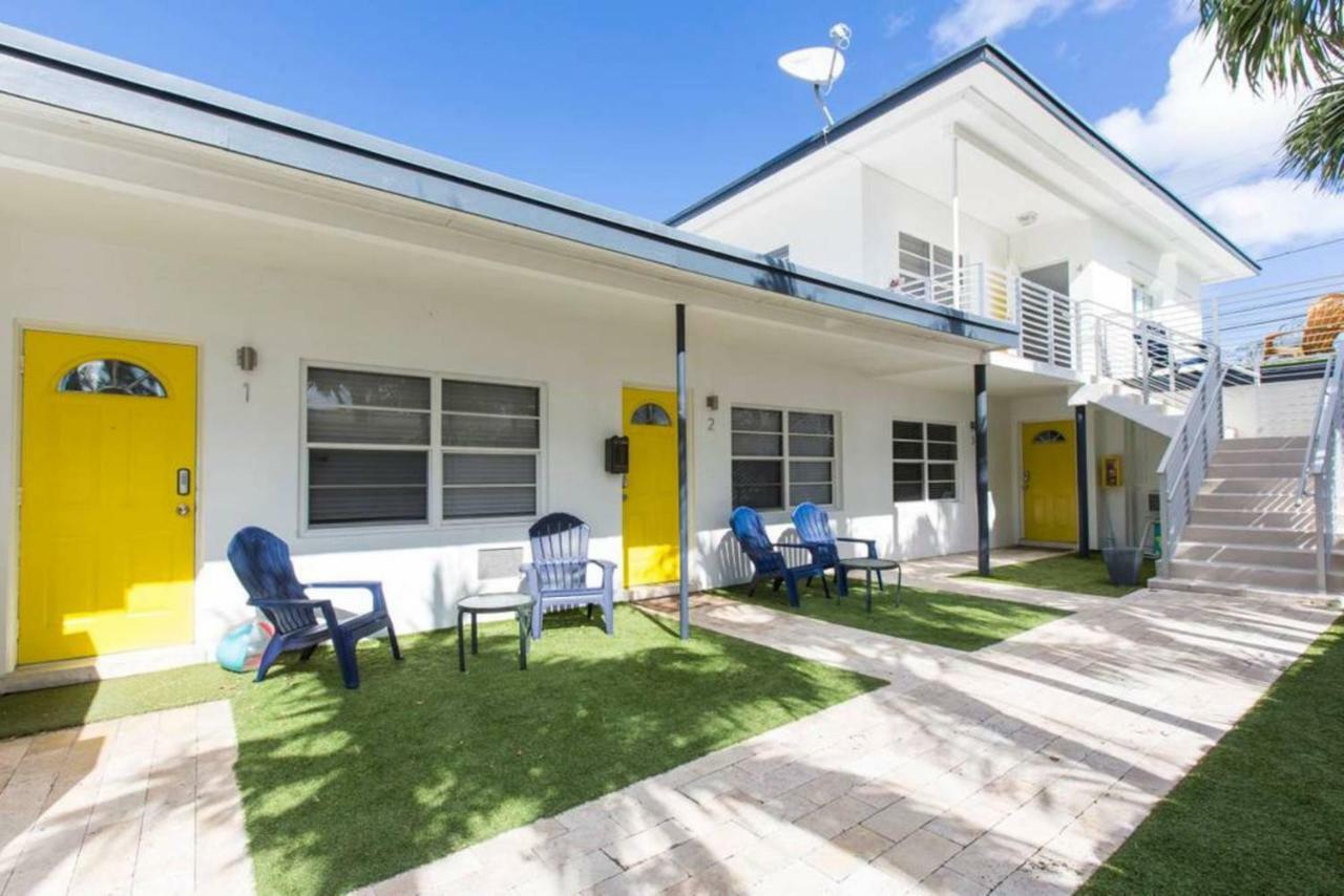 Lambert Family Beach Apartments - Unit 1 포트 로더데일 외부 사진